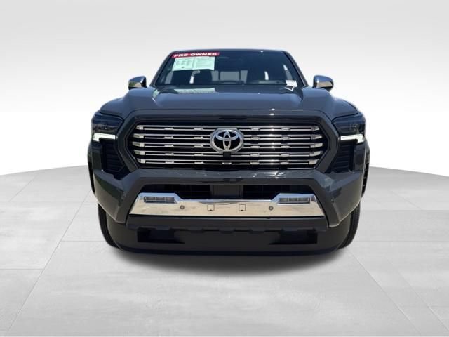 Used 2026 Toyota Tacoma Limited AWD/4WD image 3