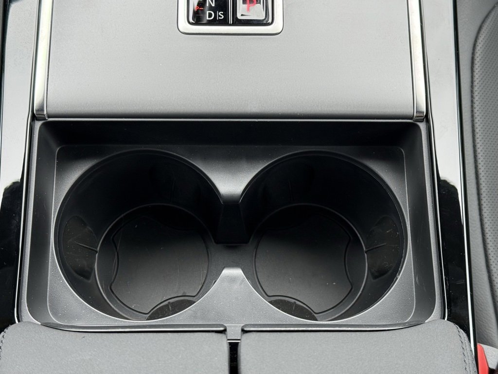 New 2025 Land Rover Range Rover Velar Dynamic SE image 20