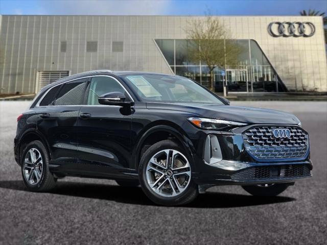 Used 2025 Audi Q5 Premium w/ Convenience Package AWD/4WD video 1
