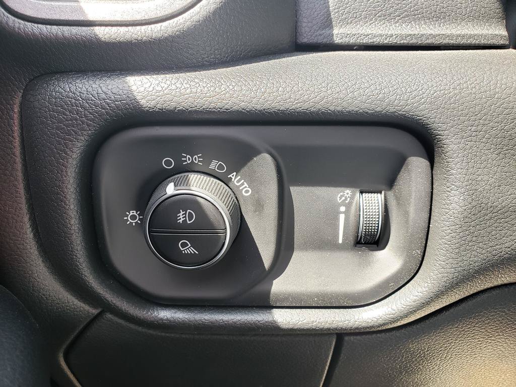 New 2026 RAM 2500 Tradesman AWD/4WD image 23