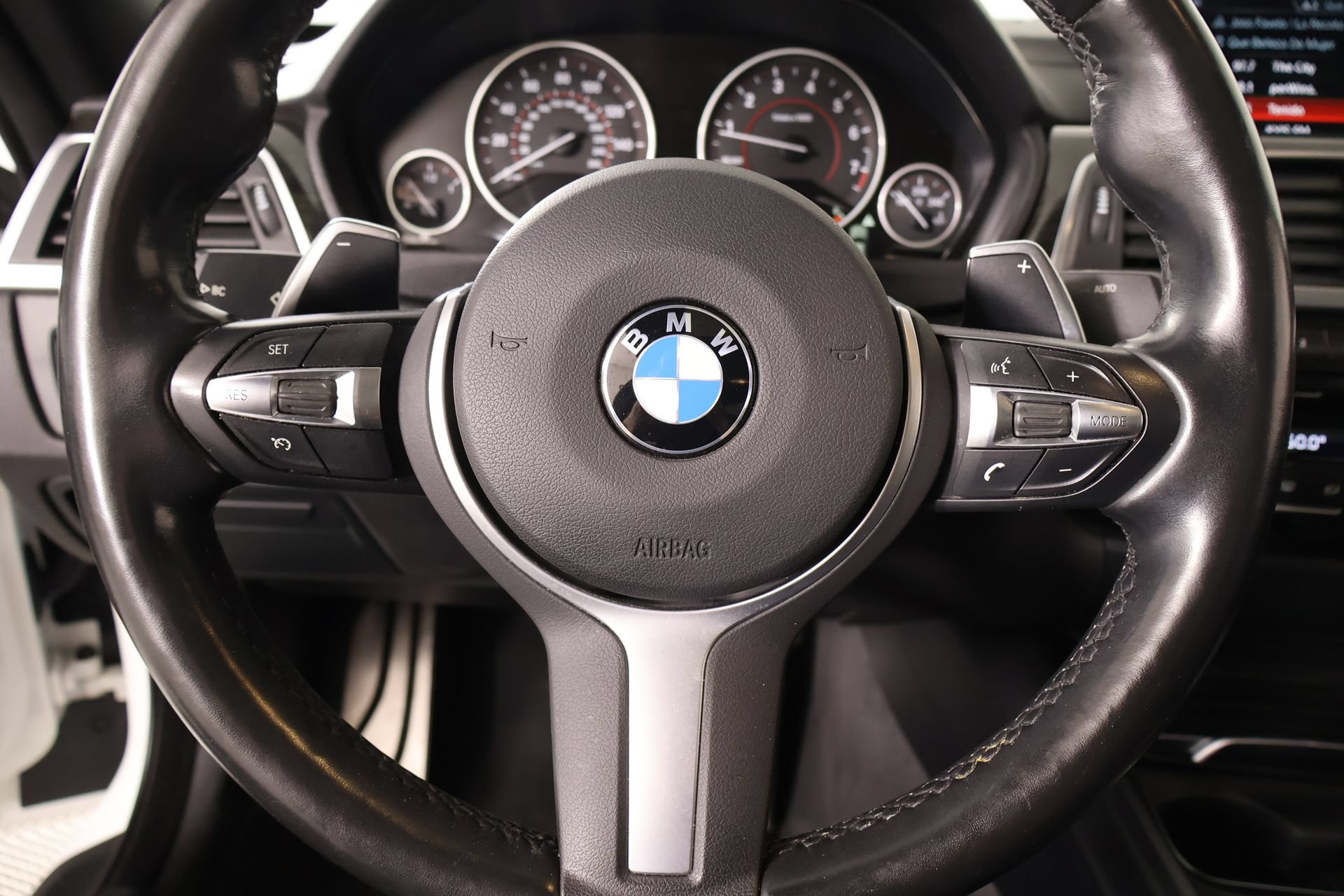 Used 2019 BMW 440i Coupe w/ M Sport Package RWD image 3