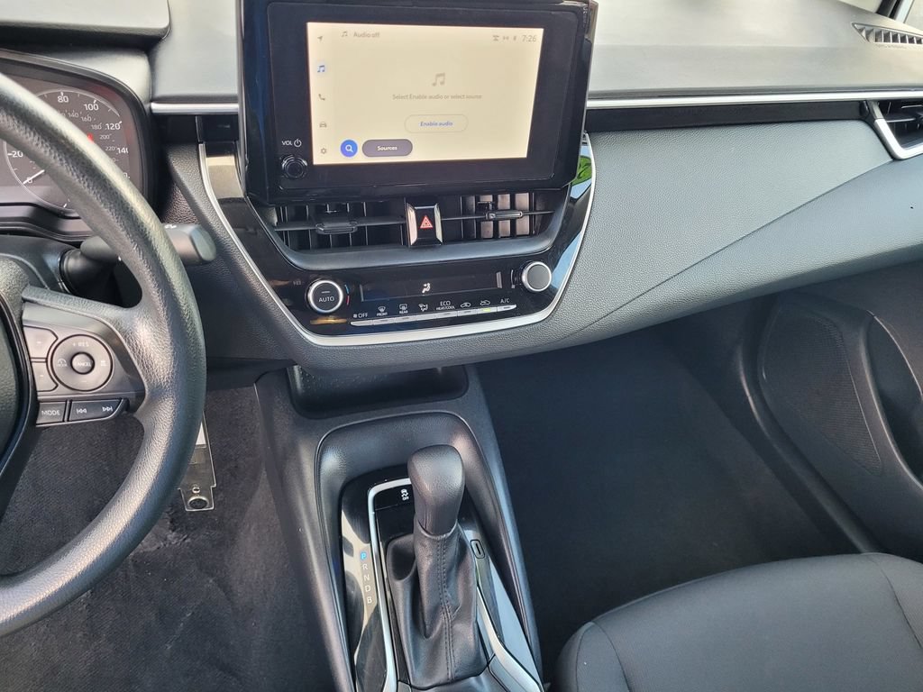Used 2024 Toyota Corolla LE FWD image 20