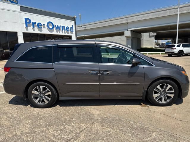 Used 2016 Honda Odyssey Touring image 2