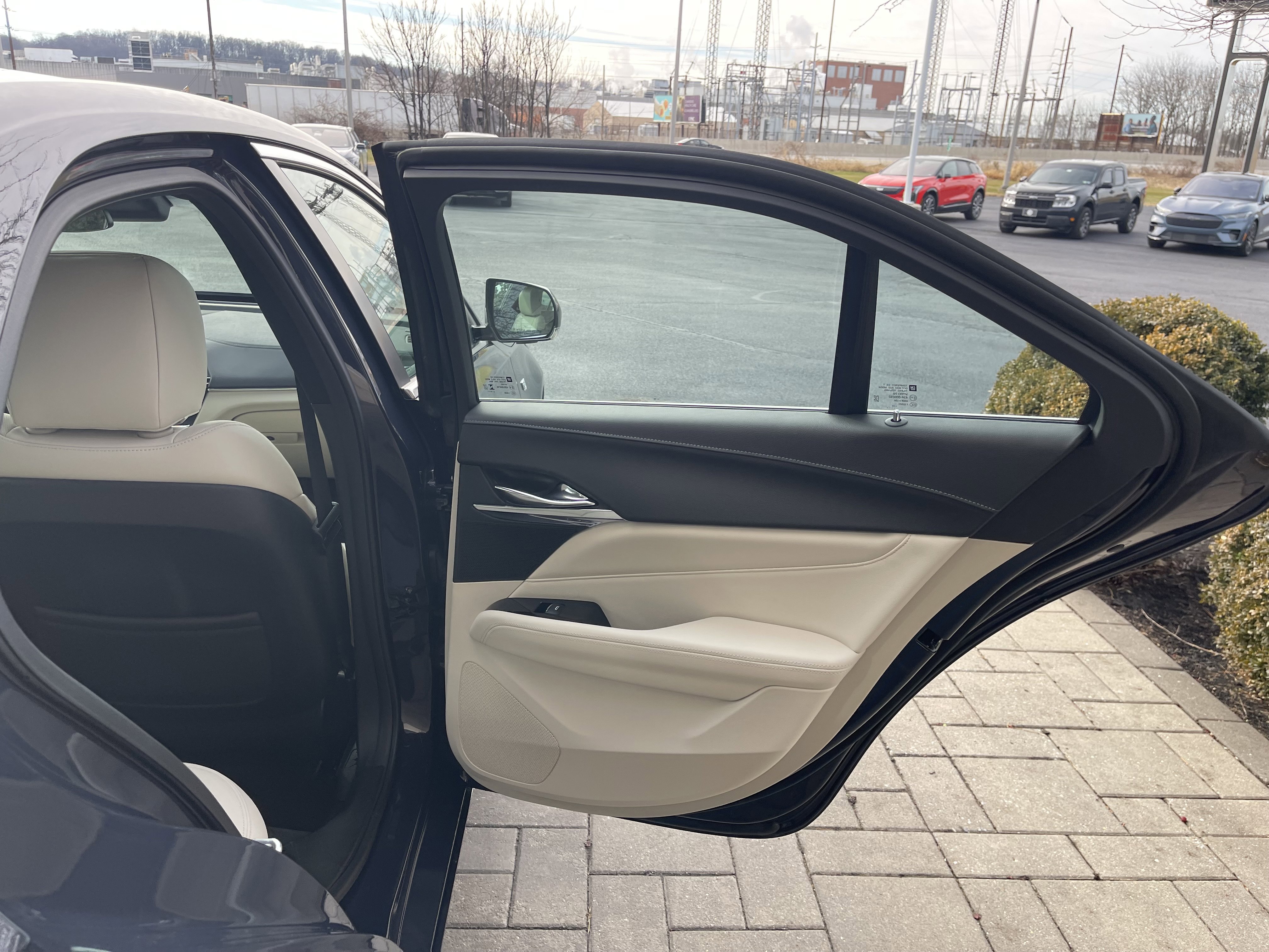 Used 2025 Cadillac CT4 Premium Luxury image 23