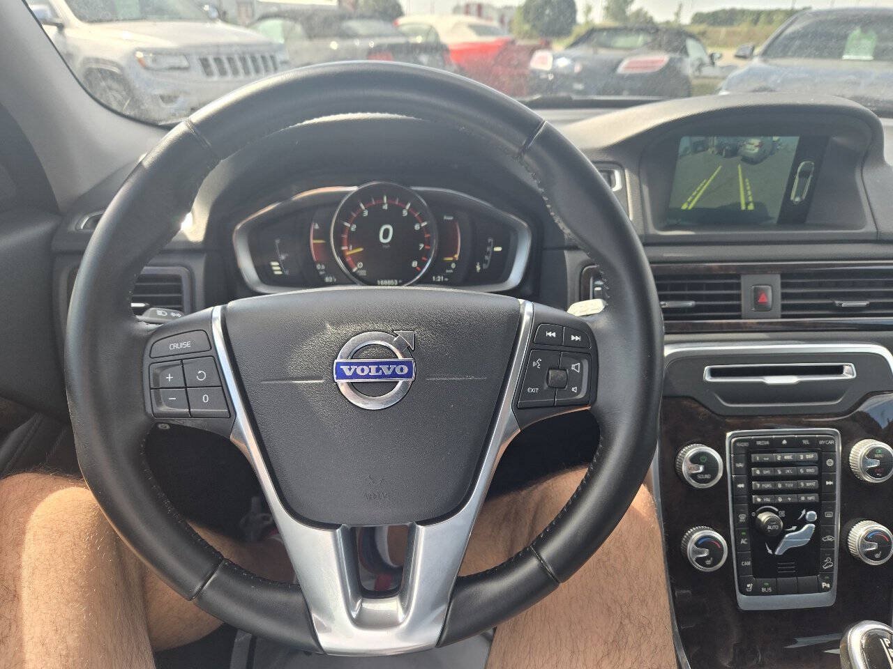 Used 2015 Volvo XC70 T6 w/ Proximity Package AWD/4WD image 20