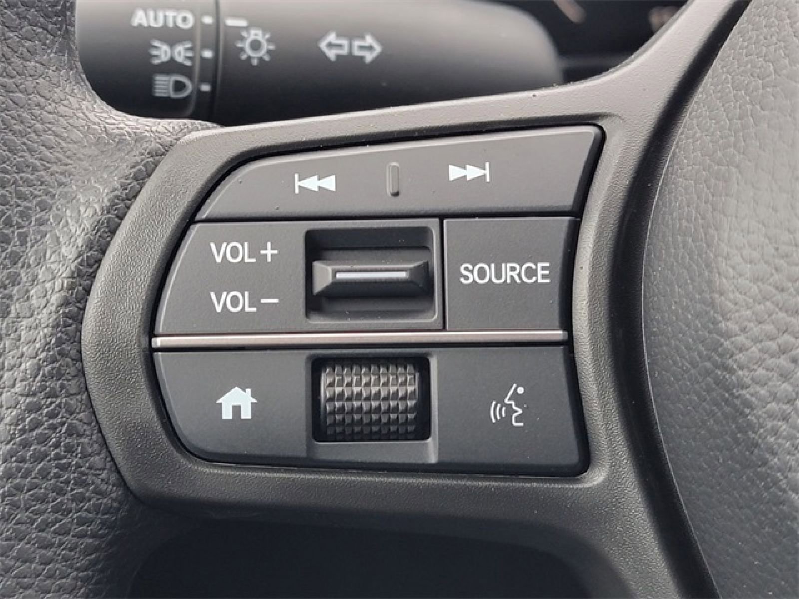 Used 2024 Honda CR-V EX image 11