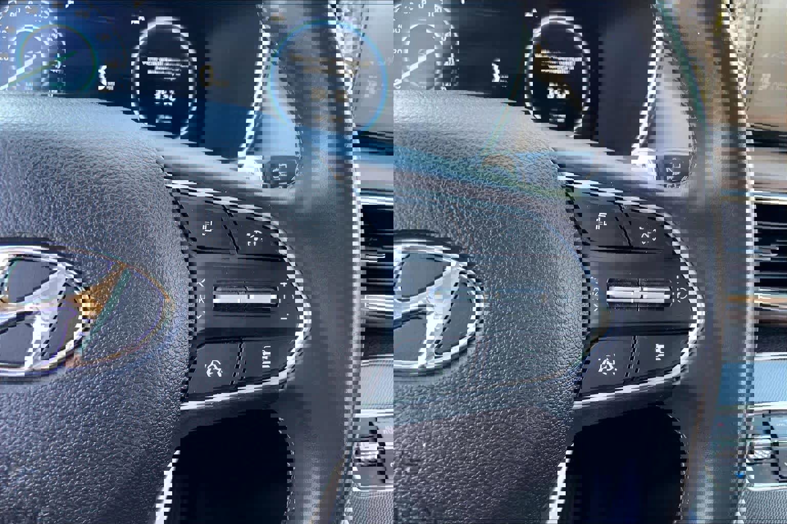 Used 2021 Hyundai Santa Fe Blue w/ Cargo Package image 24