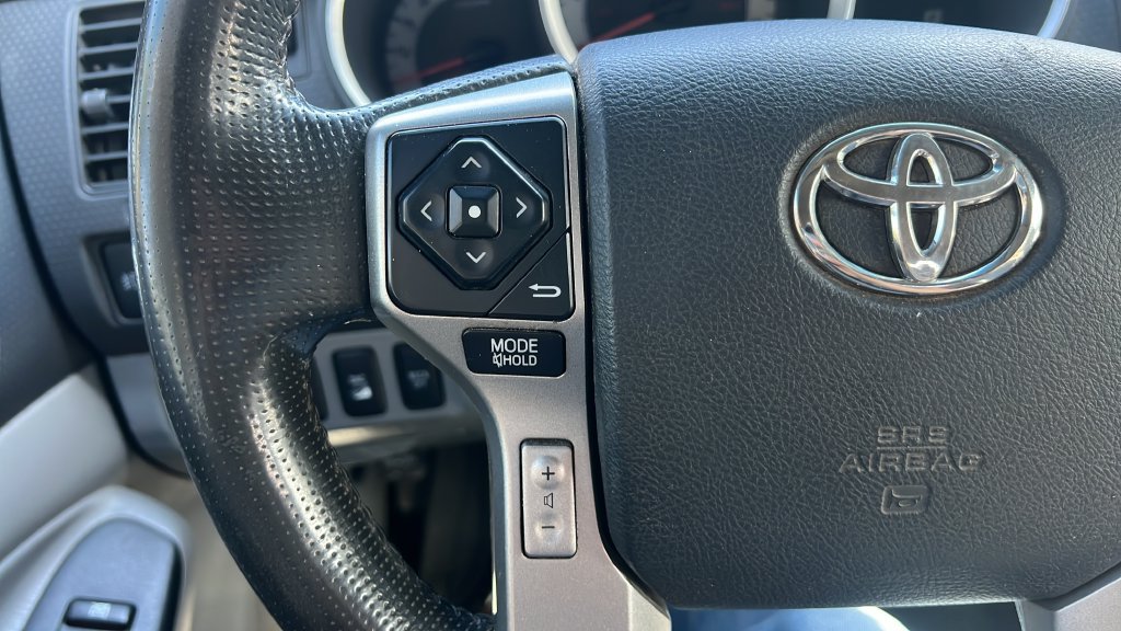 Used 2014 Toyota Tacoma 4x4 Double Cab w/ TRD Off-Road Package image 18