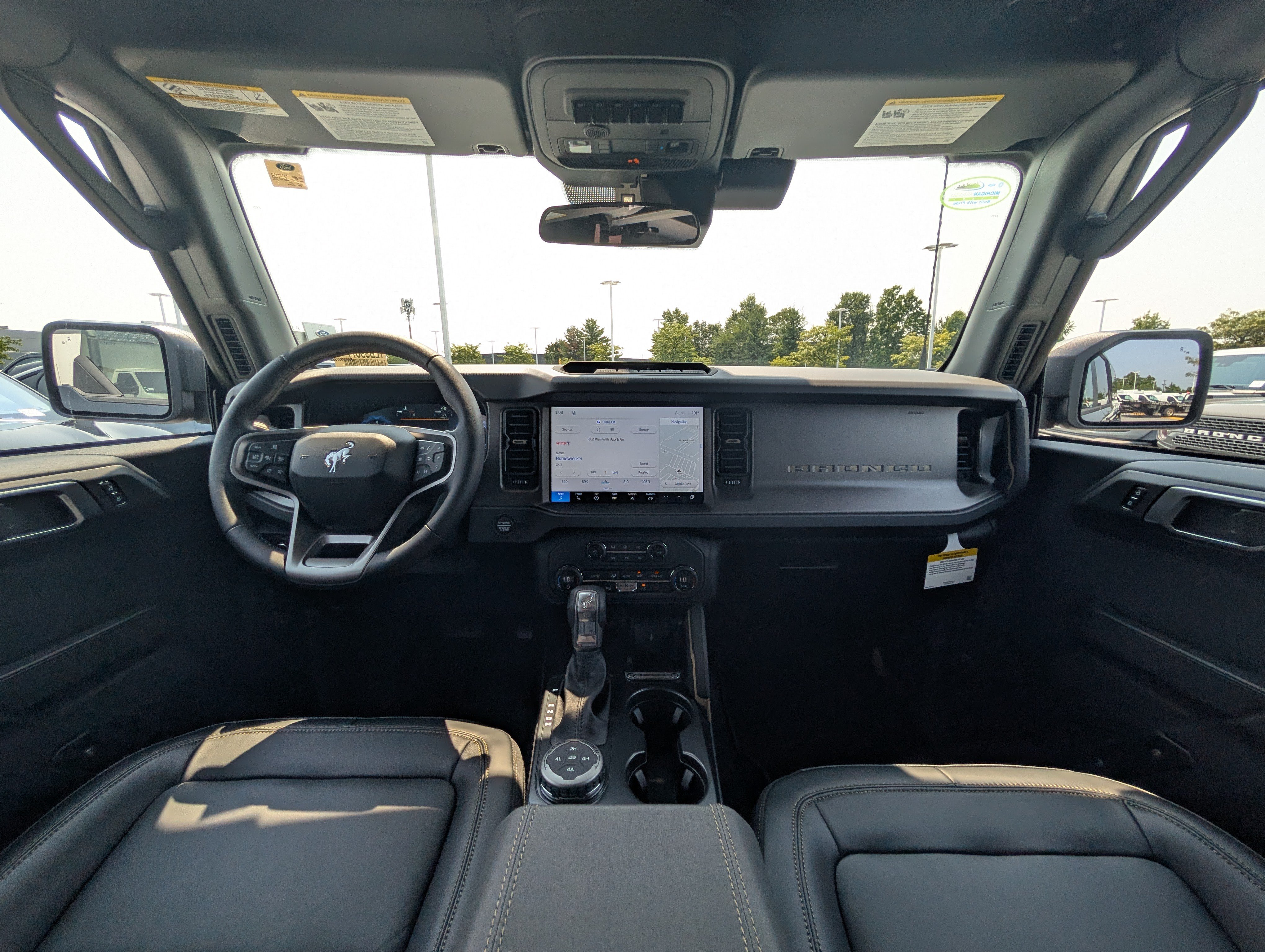 New 2026 Ford Bronco Badlands AWD/4WD image 12