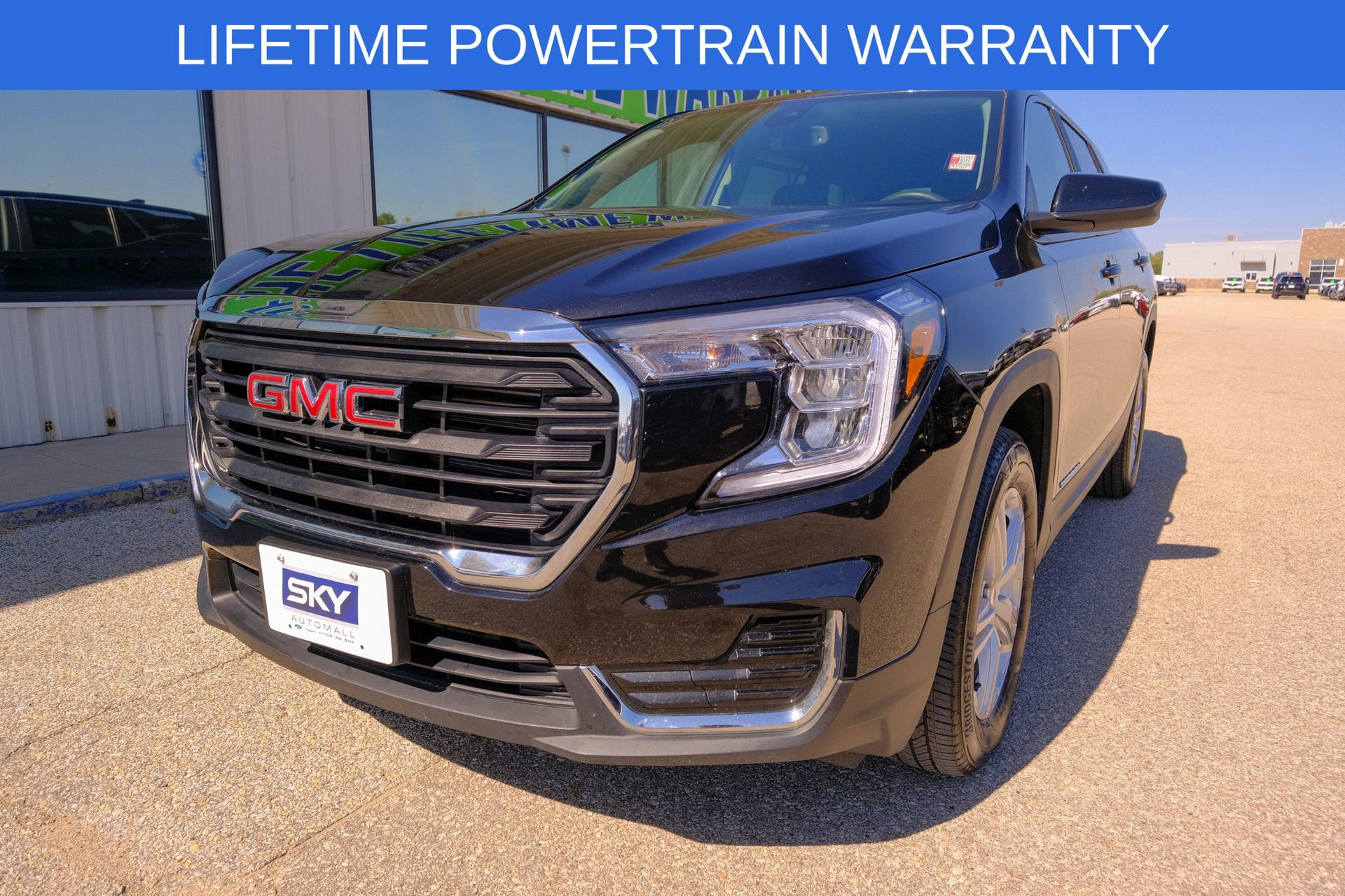 Used 2024 GMC Terrain SLE