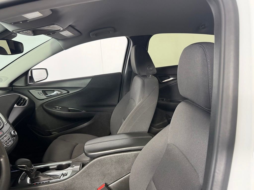 Used 2024 Chevrolet Malibu LT FWD image 24