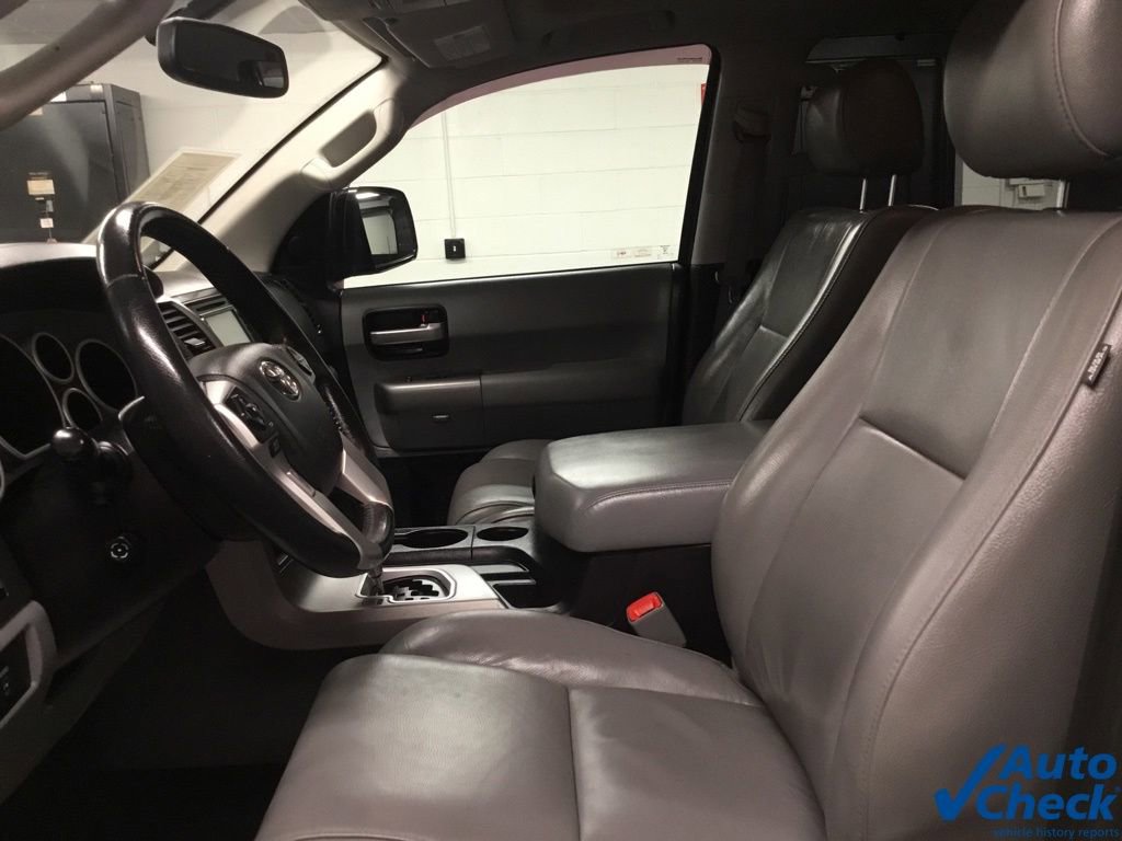 Used 2016 Toyota Sequoia Limited w/ Safety & Convenience Package image 36