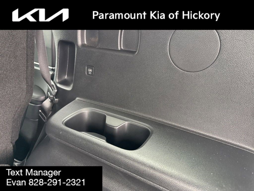 Used 2025 Kia Telluride EX image 15