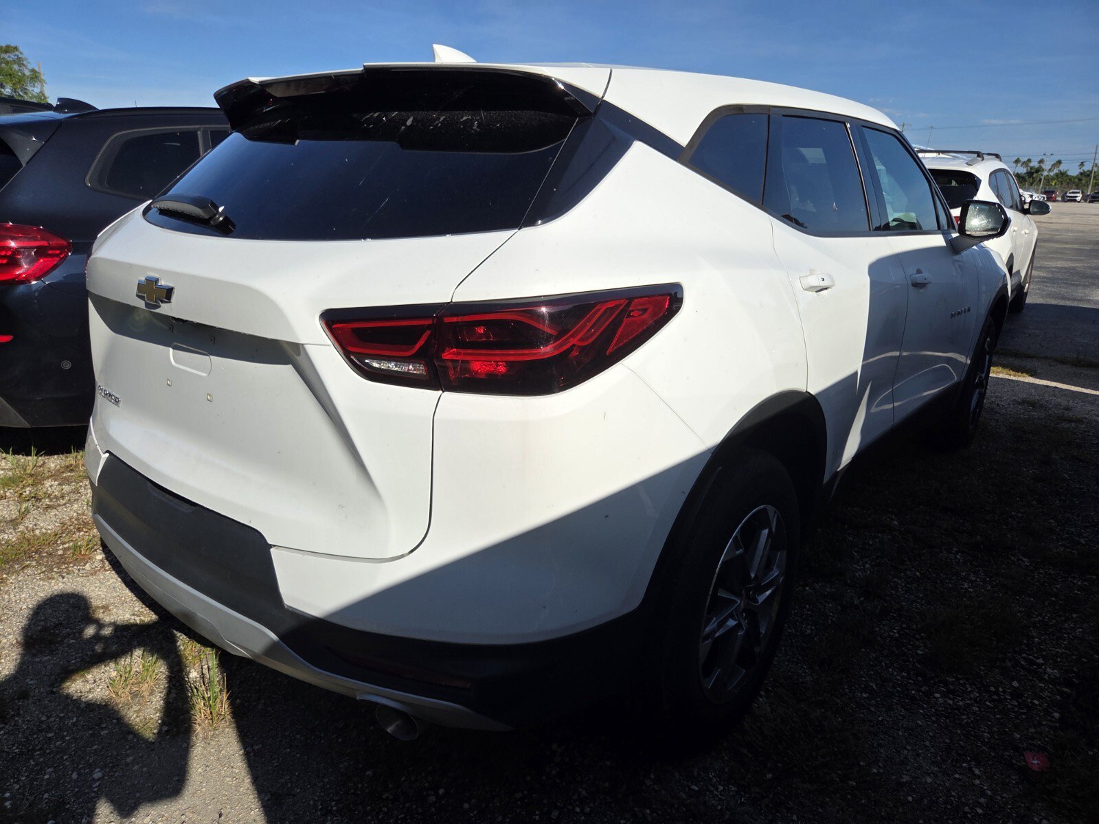 Used 2023 Chevrolet Blazer LT FWD image 3