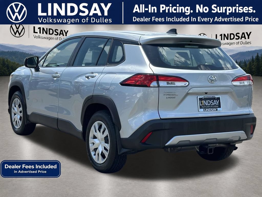 Used 2022 Toyota Corolla Cross L AWD/4WD image 5