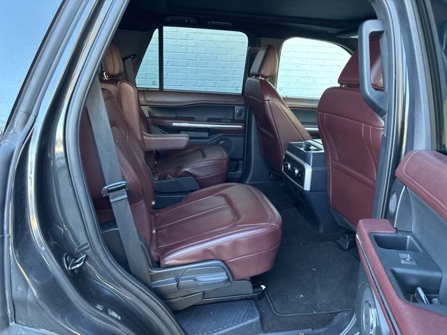 Used 2023 Ford Expedition Limited image 27