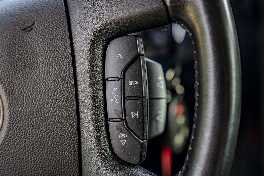 Used 2023 Chevrolet Express 3500 Extended w/ Driver Convenience Package RWD image 28