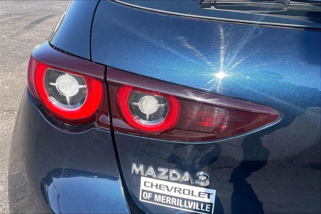 Used 2023 MAZDA MAZDA3 s image 25
