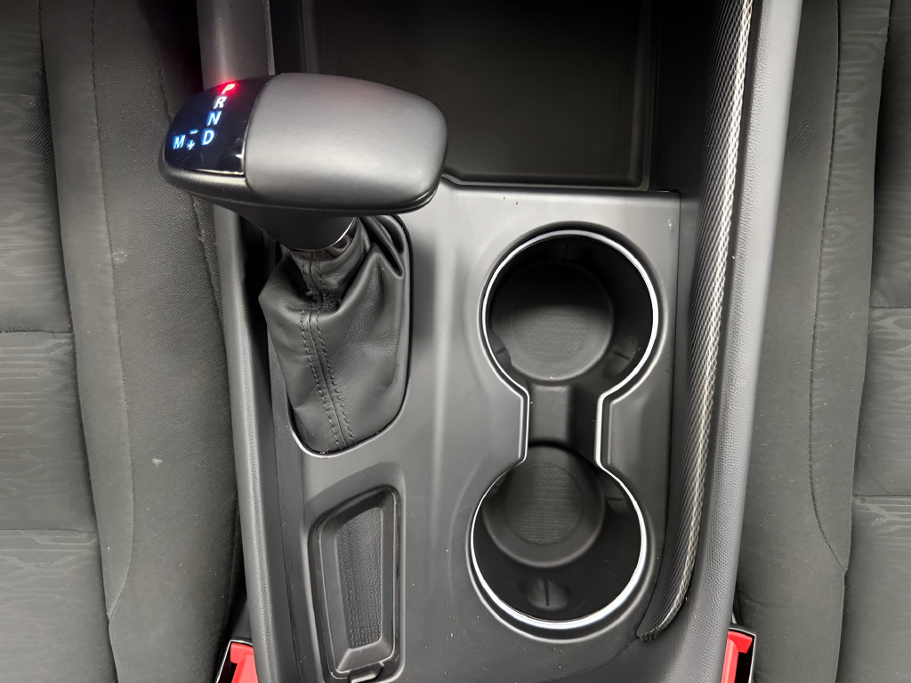 Used 2025 Dodge Durango GT RWD image 25