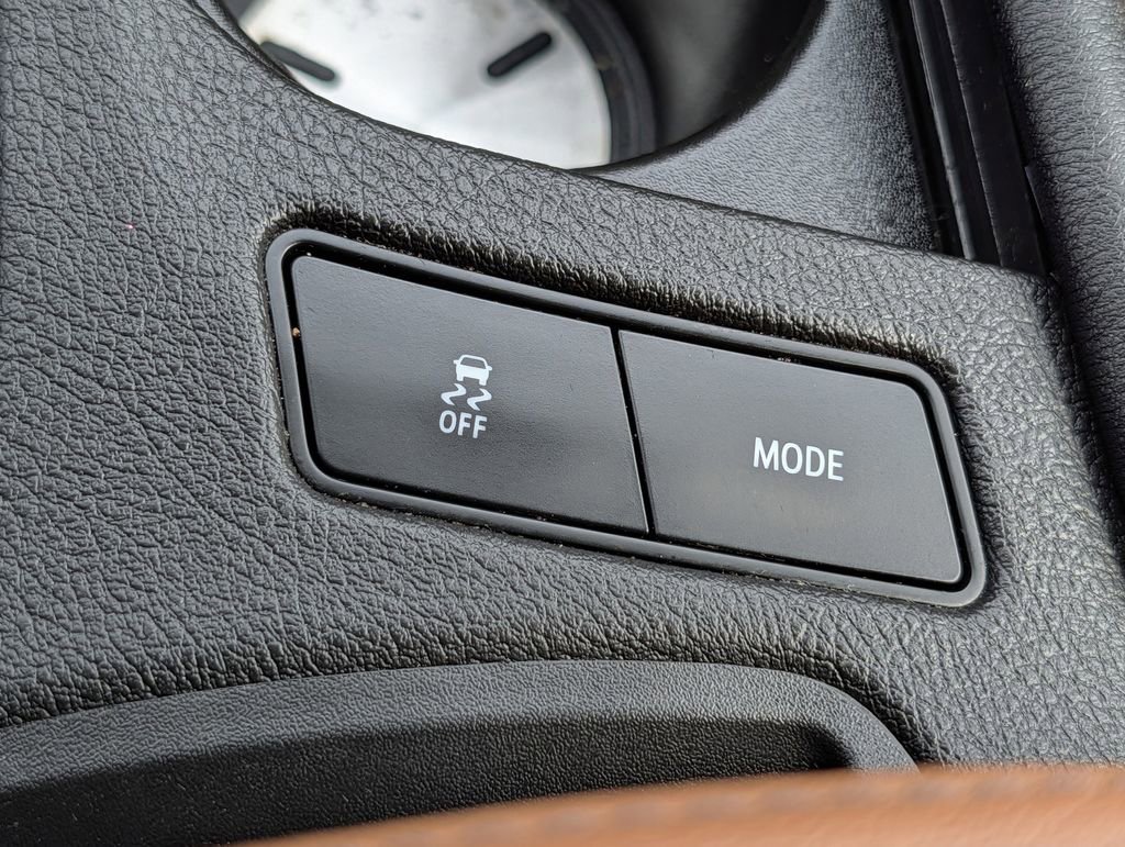 Used 2022 Cadillac XT5 Premium Luxury image 14