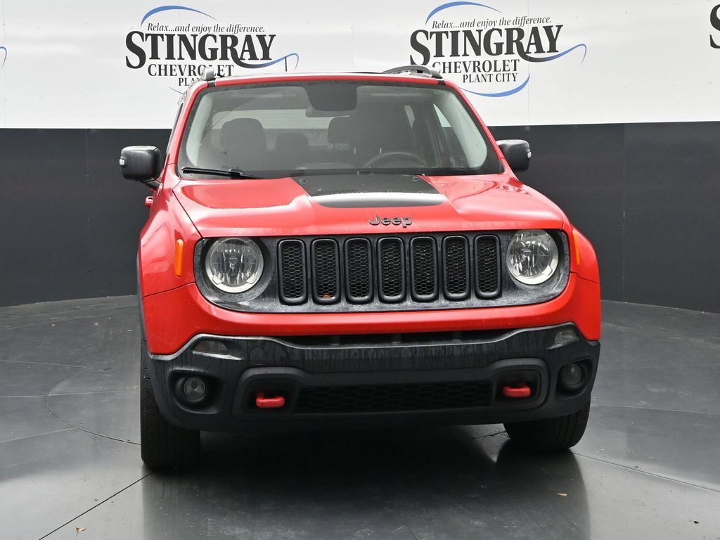Used 2015 Jeep Renegade Trailhawk w/ Premium Leather Group AWD/4WD image 2