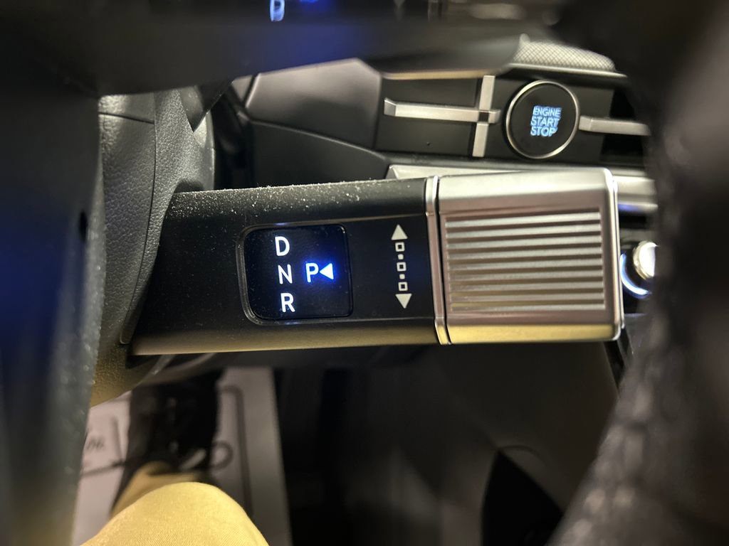 Used 2025 Hyundai Santa Fe XRT image 18