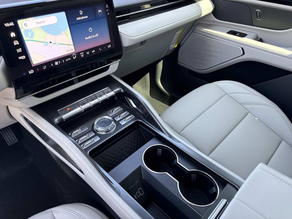 New 2026 Lincoln Nautilus Premier AWD/4WD image 25