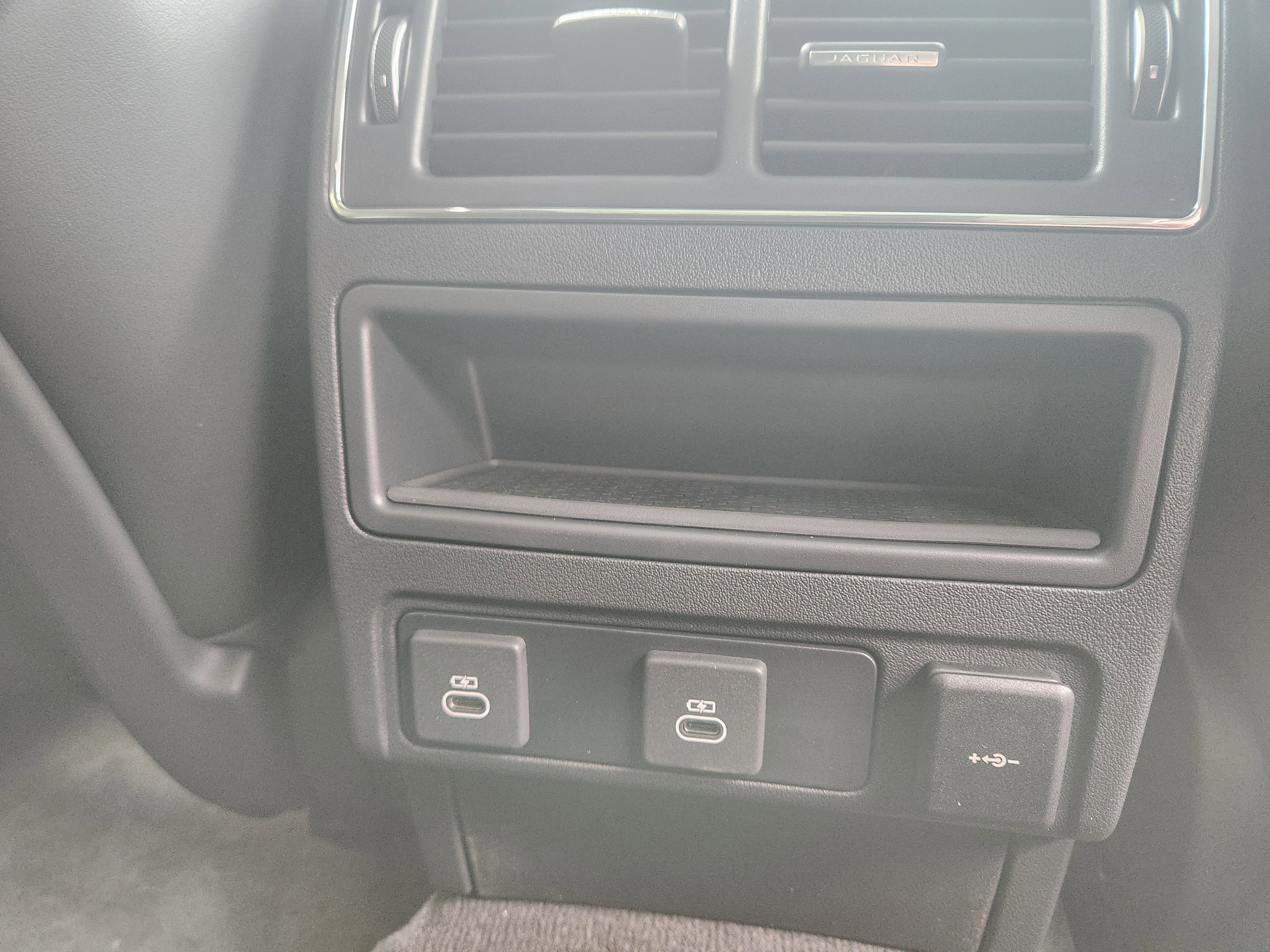 New 2026 Jaguar F-PACE R-Dynamic S image 22