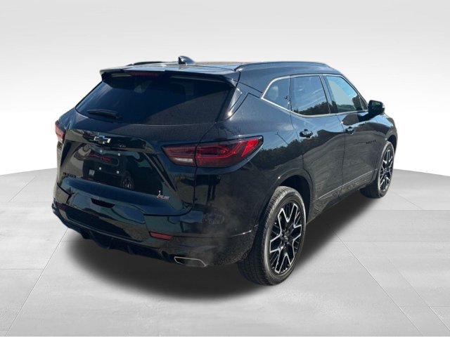 Used 2024 Chevrolet Blazer RS w/ Driver Confidence II Package FWD image 2
