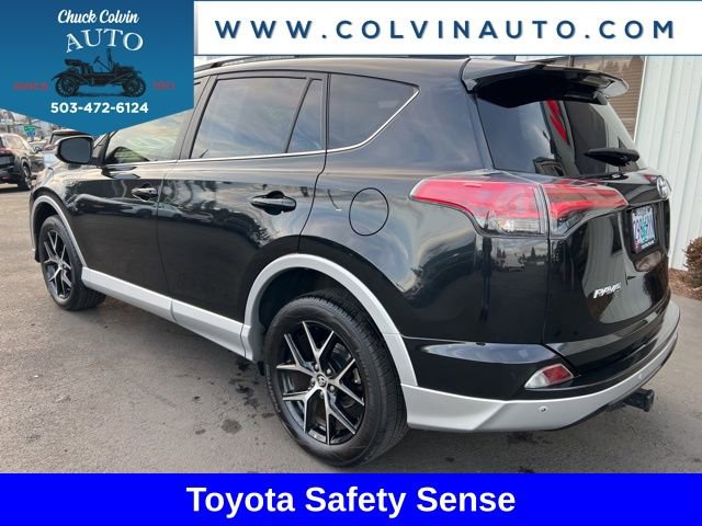 Used 2016 Toyota RAV4 SE image 9