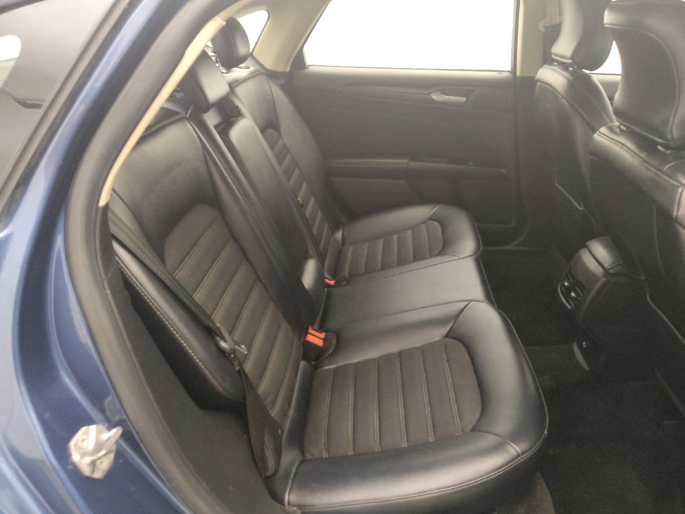 Used 2018 Ford Fusion SE w/ Equipment Group 201A FWD image 19