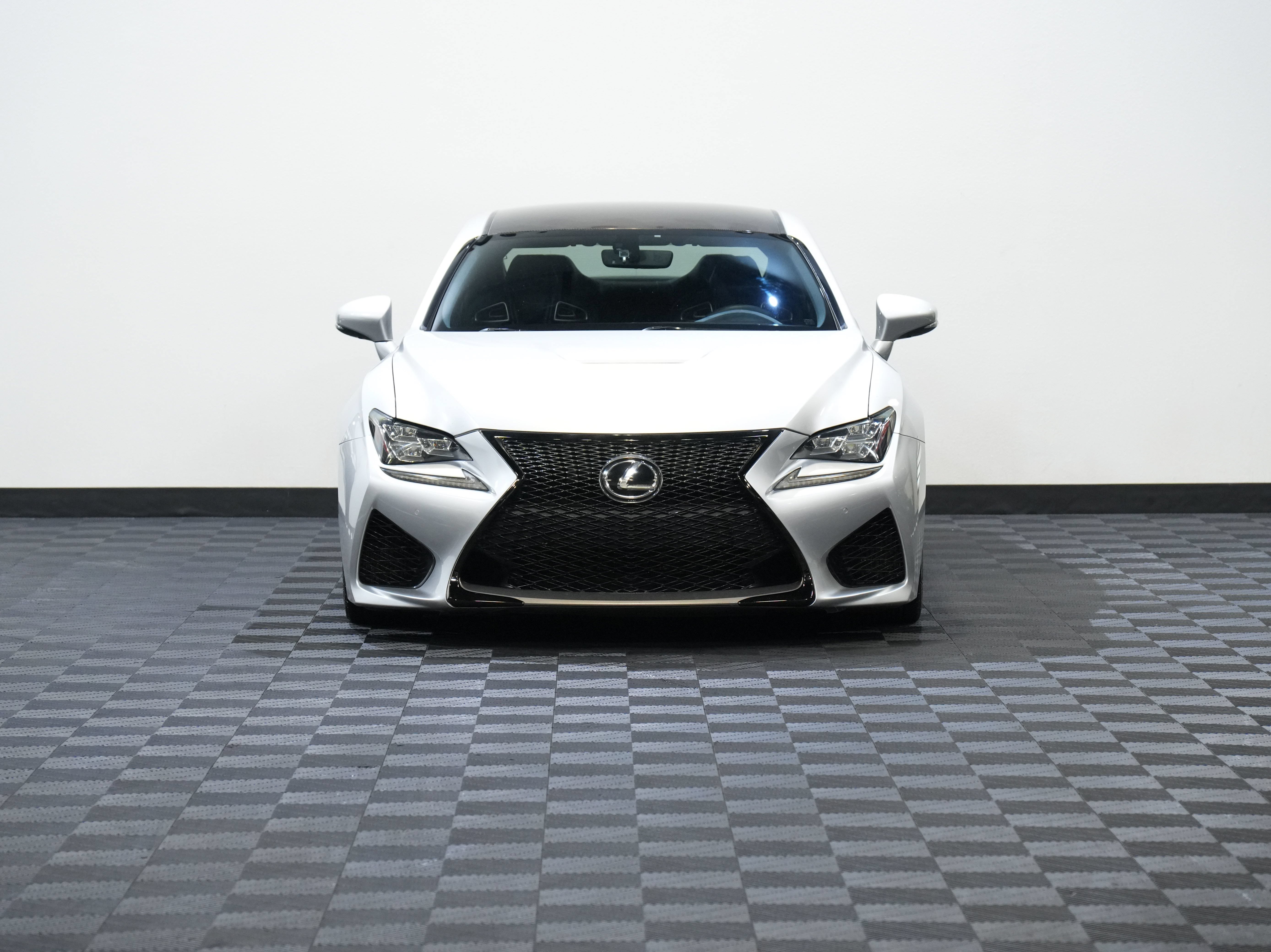 Used 2015 Lexus RC F w/ Performance Package RWD image 4