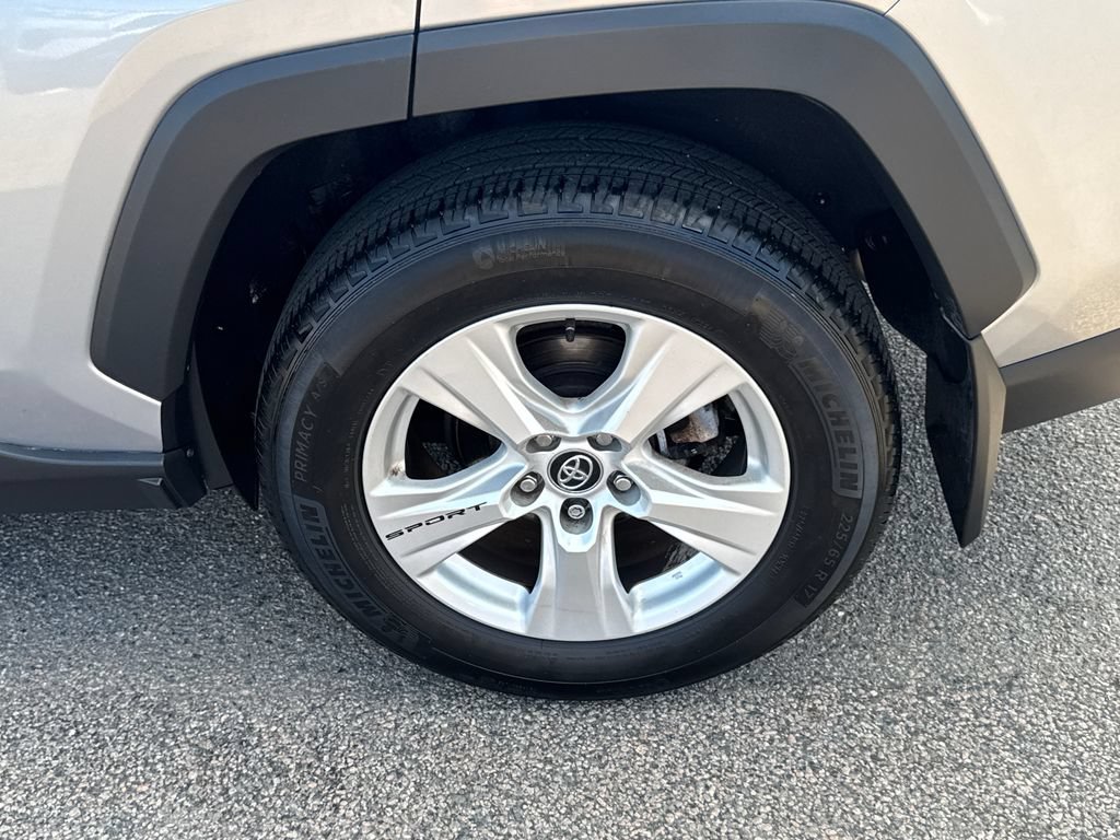 Used 2020 Toyota RAV4 XLE w/ Convenience Package AWD/4WD image 39
