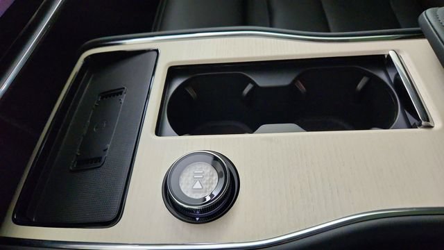 New 2026 Volvo EX90 Ultra AWD/4WD image 17