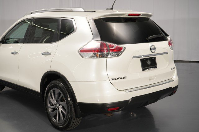Used 2016 Nissan Rogue SL w/ SL Premium Package image 18