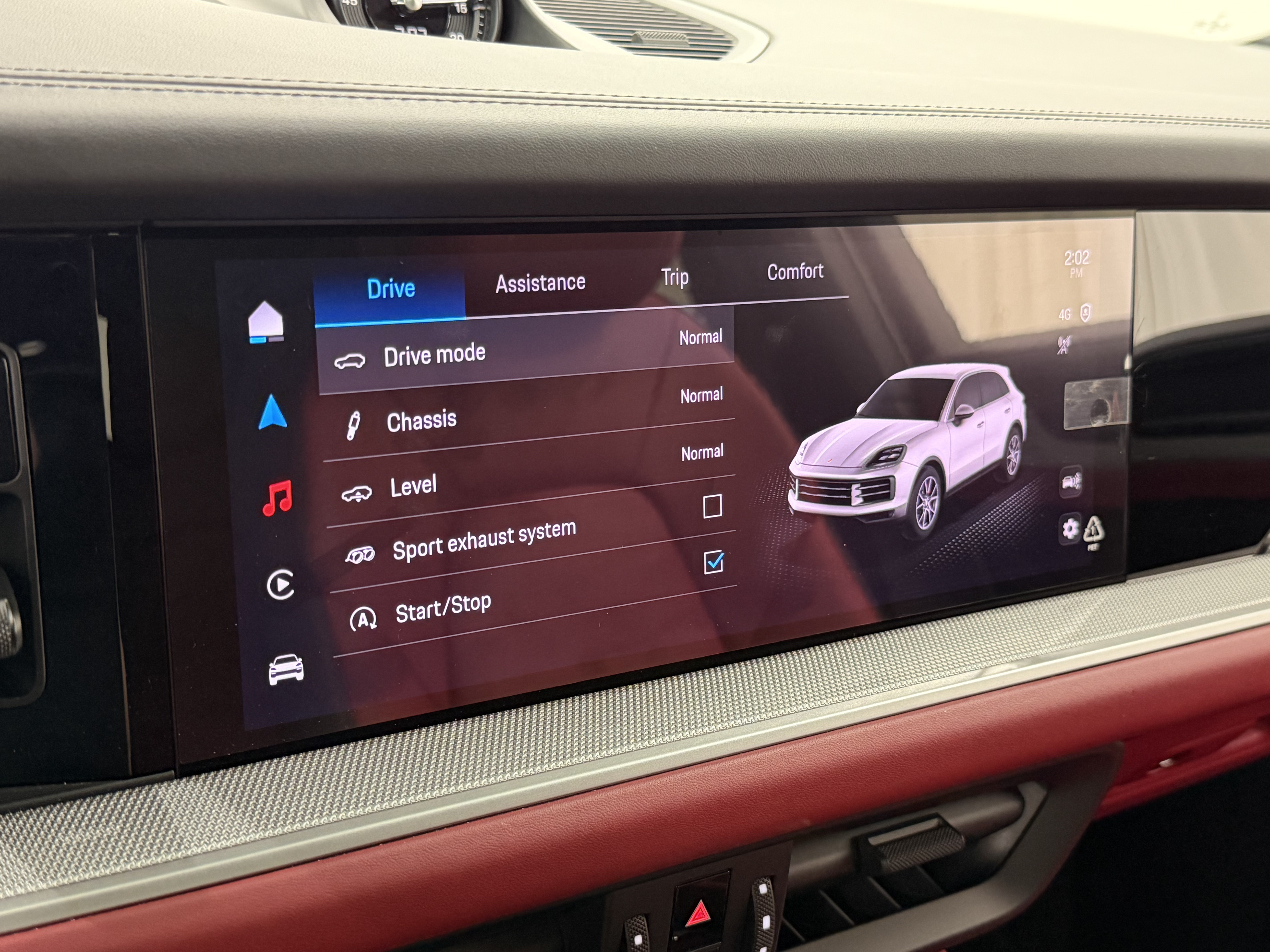 Certified 2025 Porsche Cayenne S AWD/4WD image 43