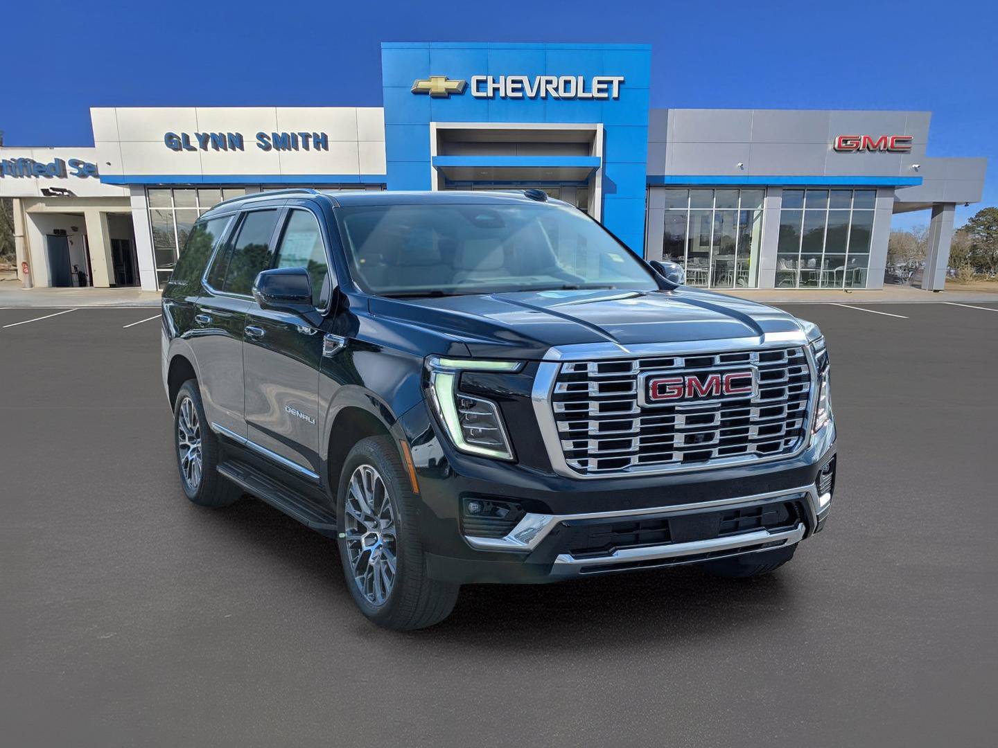 Used 2025 GMC Yukon Denali AWD/4WD video 3