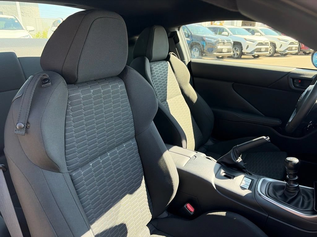 Used 2025 Toyota GR86 RWD image 15