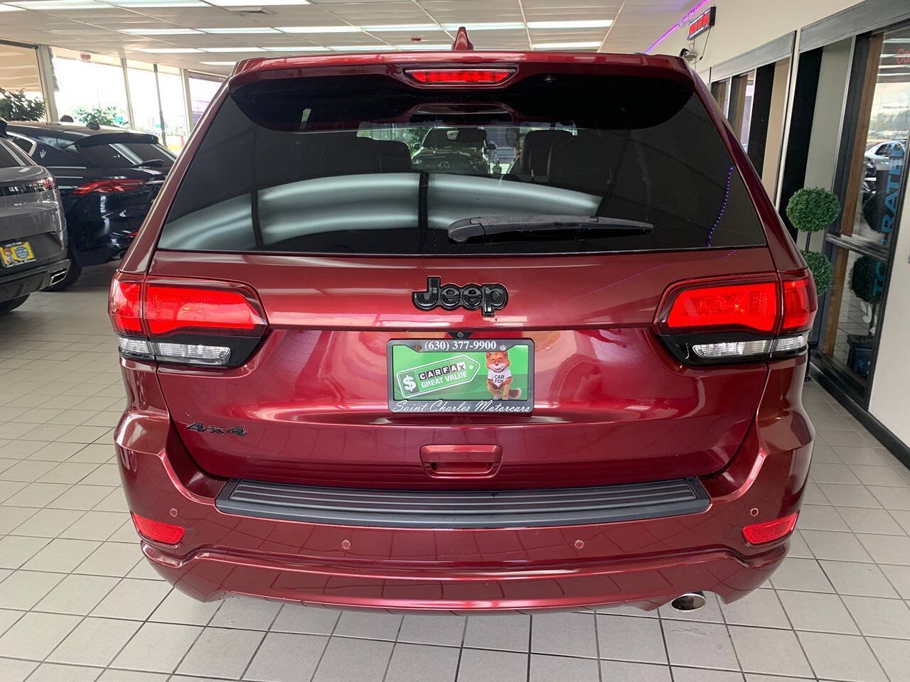 Used 2019 Jeep Grand Cherokee Altitude AWD/4WD image 5
