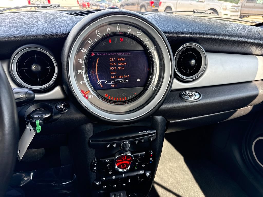Used 2015 MINI Cooper Convertible FWD image 20