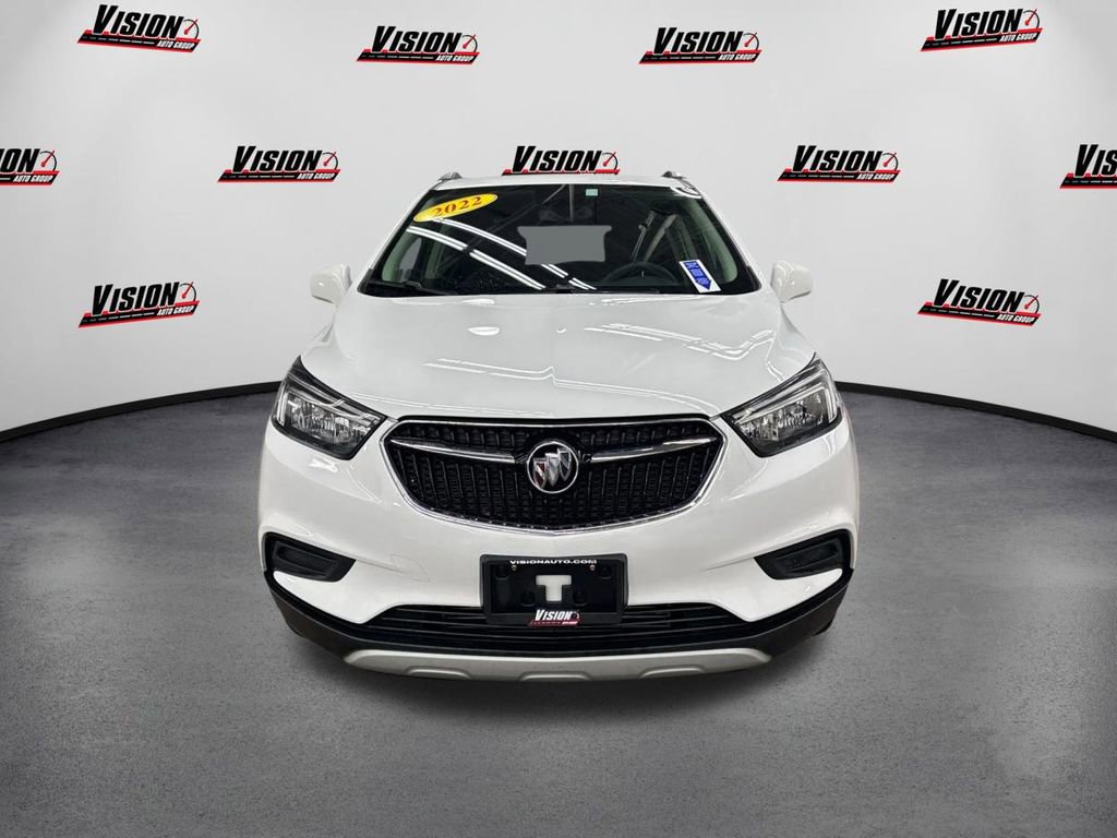 Used 2022 Buick Encore Preferred w/ Safety Package video 2
