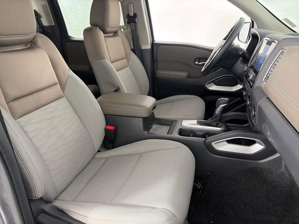 Used 2022 Nissan Frontier SV image 31