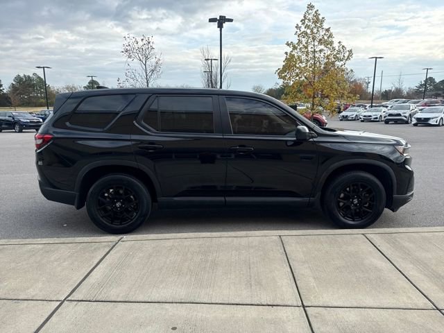 Used 2023 Honda Pilot LX image 5