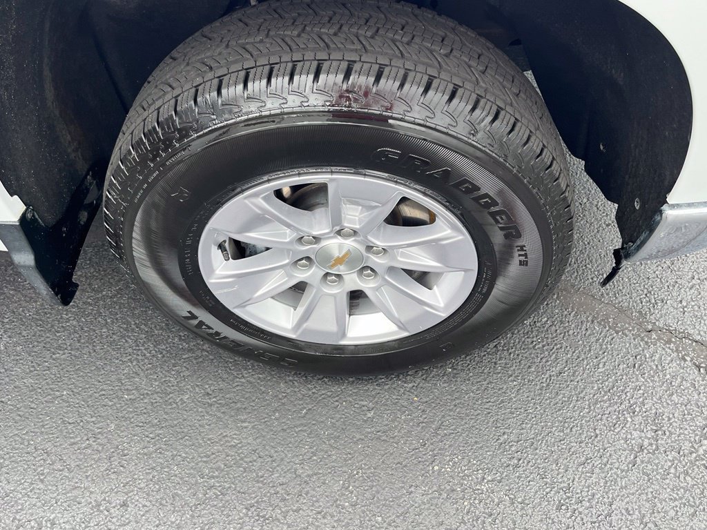 Used 2025 Chevrolet Silverado 1500 W/T RWD image 9