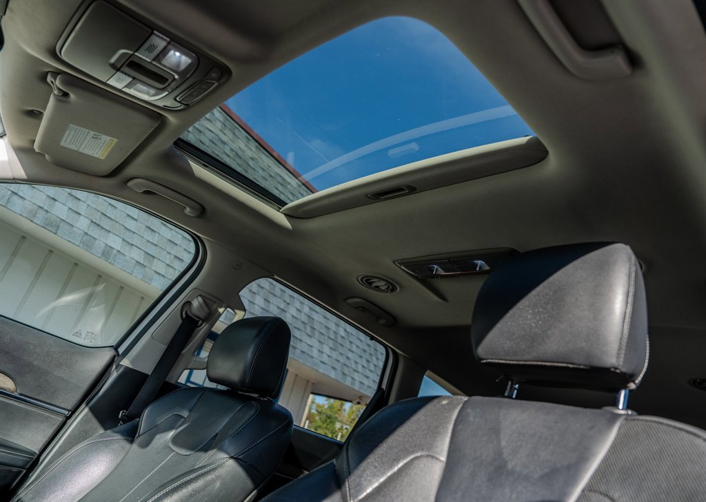 Used 2020 Kia Telluride EX image 29