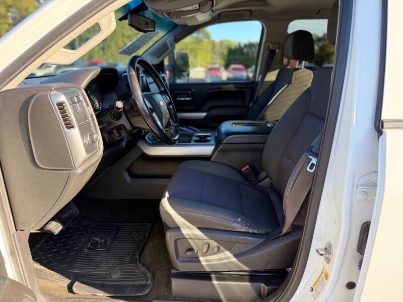 Used 2016 Chevrolet Silverado 2500 LT w/ LT Convenience Package image 14
