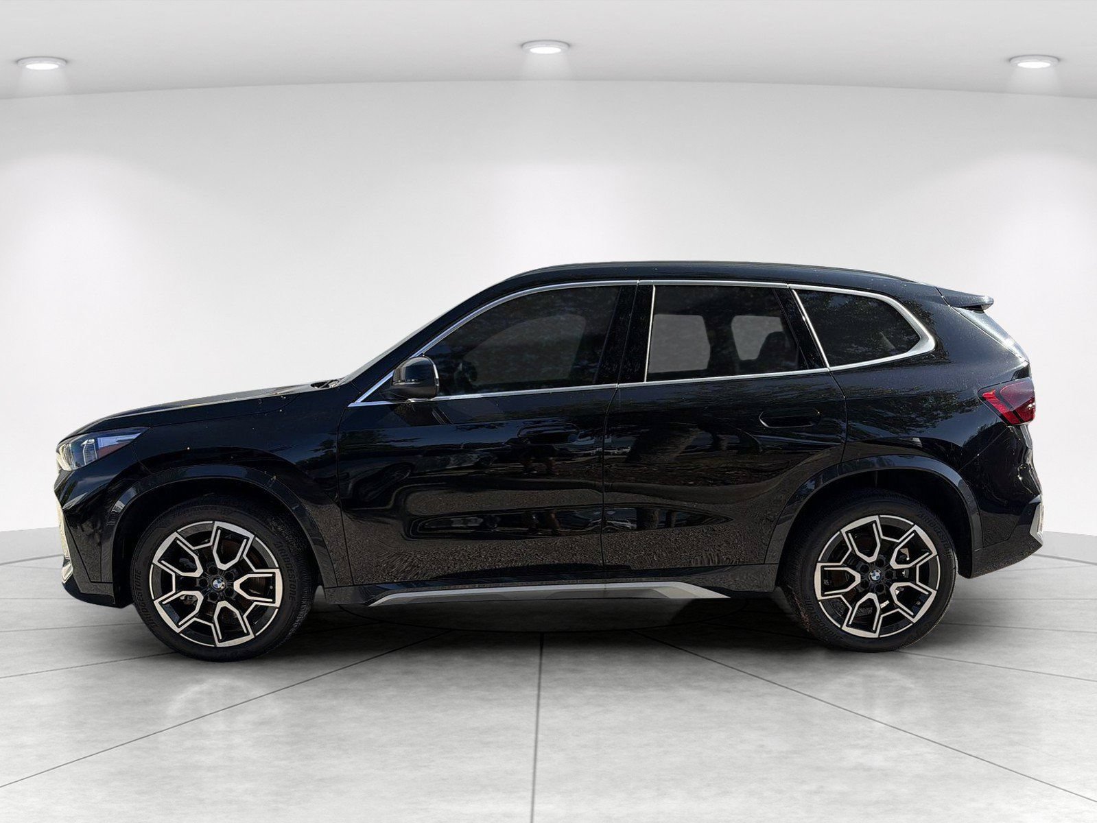 New 2026 BMW X1 xDrive28i AWD/4WD image 7