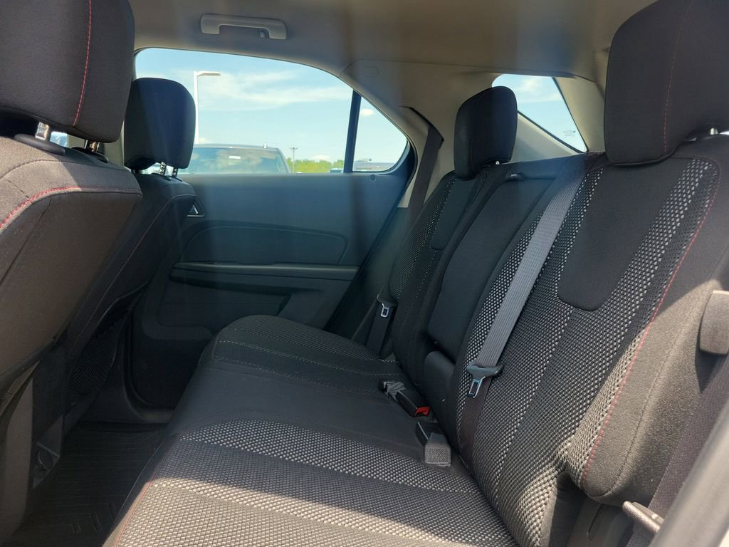 Used 2017 Chevrolet Equinox LS FWD image 12