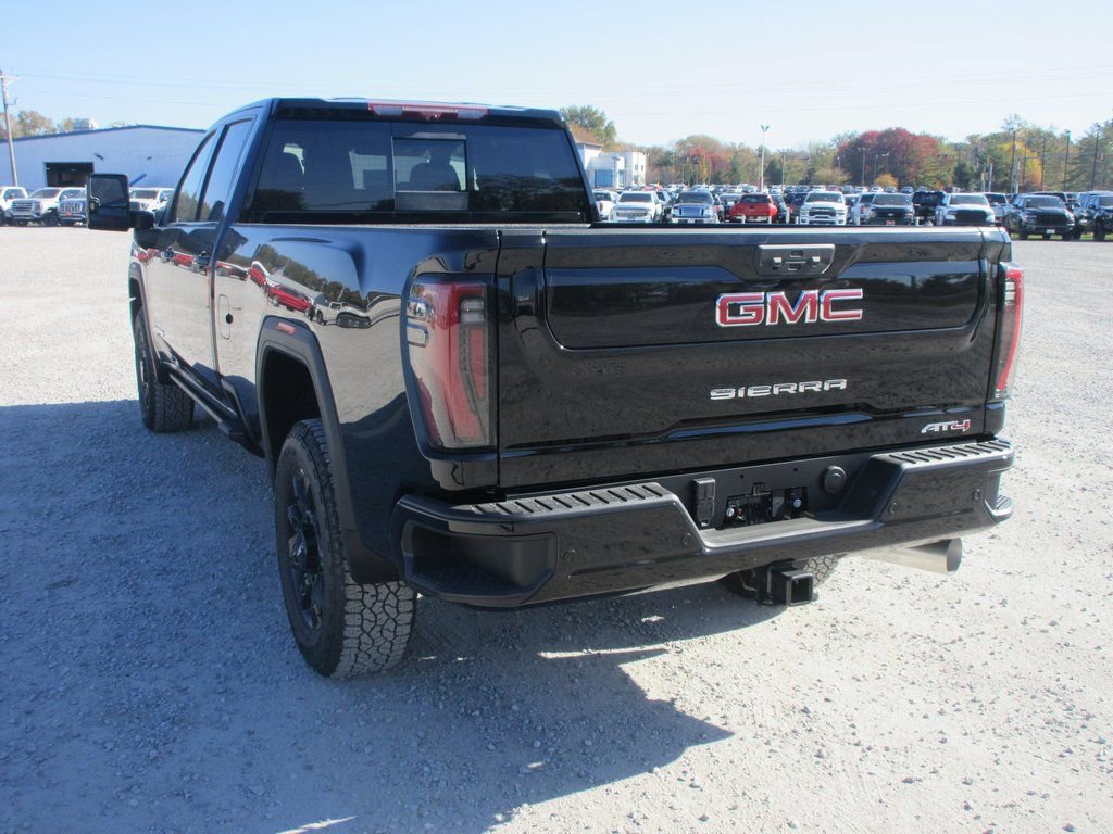 New 2026 GMC Sierra 3500 AT4 w/ AT4 Premium Plus Package AWD/4WD image 8