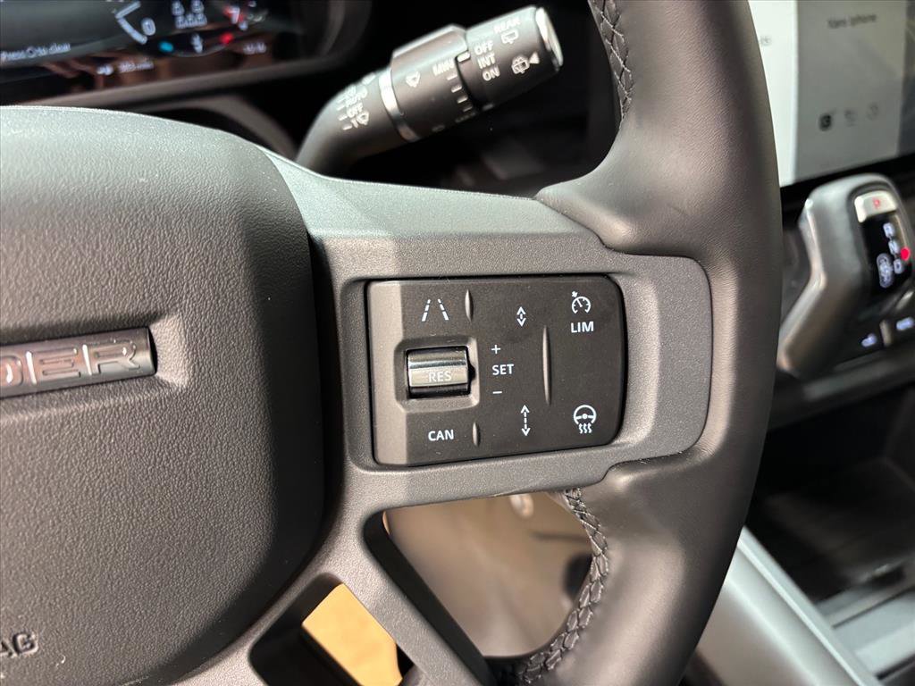 New 2026 Land Rover Defender 130 X-Dynamic SE AWD/4WD image 20